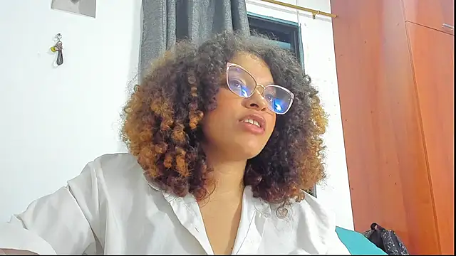 Ada gales  online show from October 30, 3:53 am