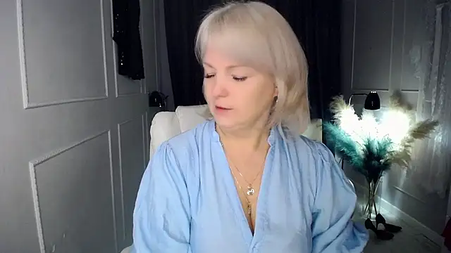 Juarnea online show from November 24, 5:20 am