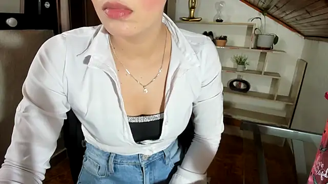 merlinaadams  online show from October 11, 8:22 pm