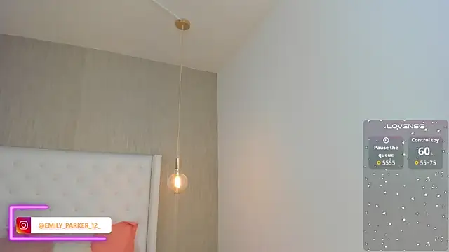 emily parkerr online show from February 4, 1:25 pm