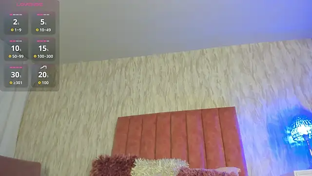 emily parkerr online show from September 14, 9:45 pm