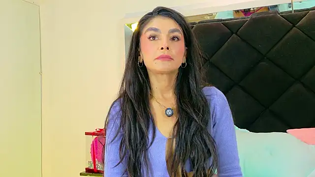 Holly Brensonexx  online show from February 24, 2:59 pm