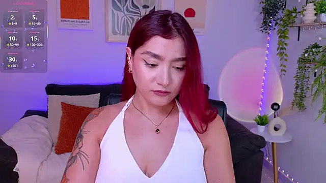 ViolettCastel online show from June 3, 8:03 pm