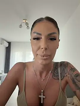 RaquelleVon online show from March 19, 12:42 pm