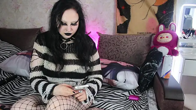 Kitty goth online show from May 17, 4:00 am