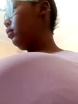 NippleMilkXx online show from October 17, 9:34 am