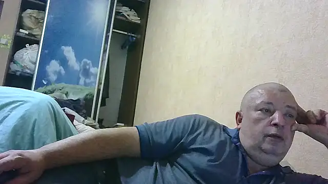 Art Ass online show from October 13, 5:37 pm