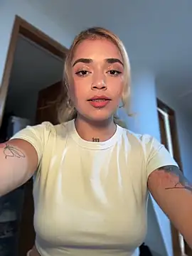 JoselinFlower  online show from February 26, 1:26 am