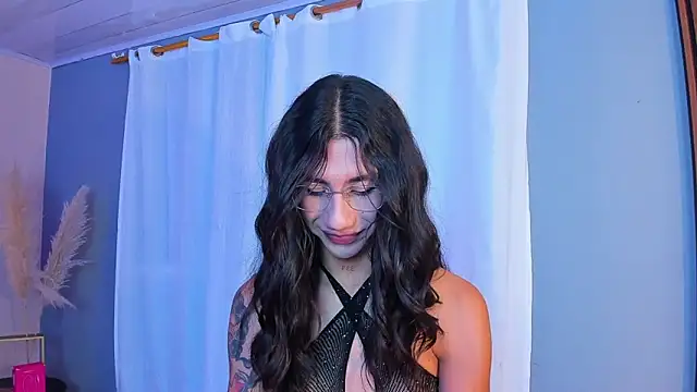 sofiaa grey  online show from November 5, 4:34 pm