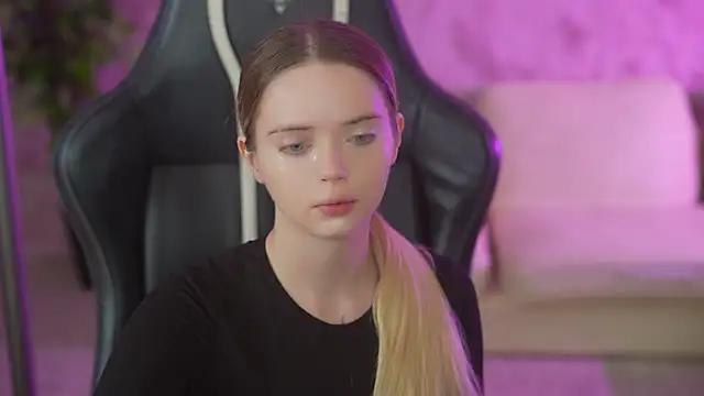 Cassy-Celestial  online show from October 24, 4:08 am