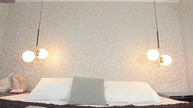 leigh-angels online show from May 27, 9:34 pm