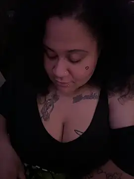 Juicyjordie online show from May 8, 5:21 am
