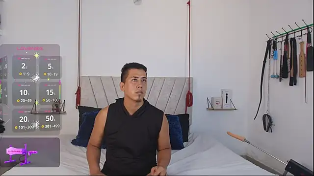 Liana Asaff online show from December 15, 6:35 pm