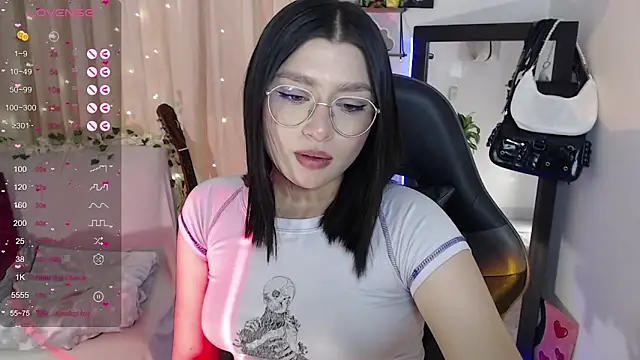 mily thomson b  online show from October 12, 12:35 am