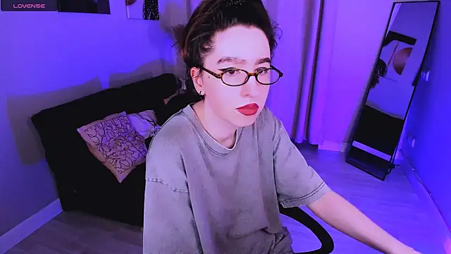 Lily xBabe online show from March 14, 11:00 am