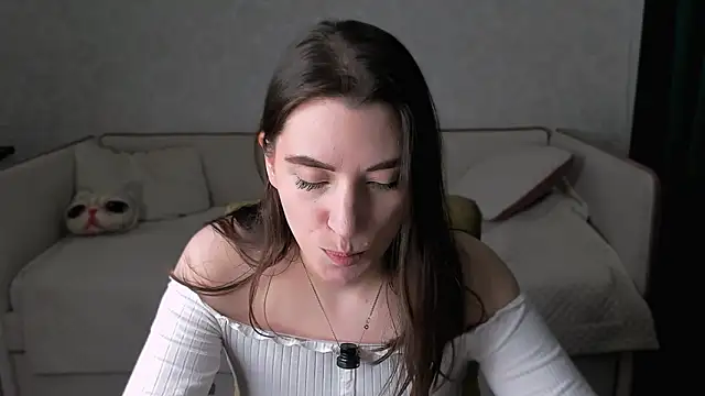 pussyhome2407 online show from March 7, 9:22 pm