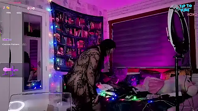 KinkyLittleWitch online show from May 22, 8:51 pm