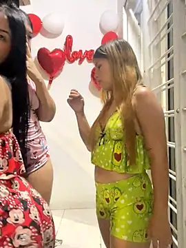 royalgirls x online show from September 23, 1:59 am