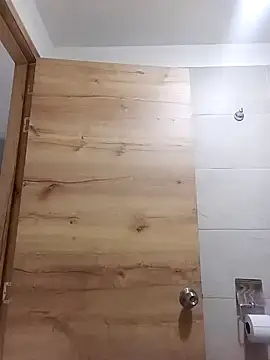 ThaniaJones online show from November 4, 10:31 am