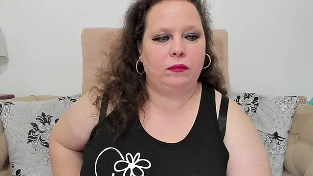 KarolineJoyy online show from February 27, 8:30 pm