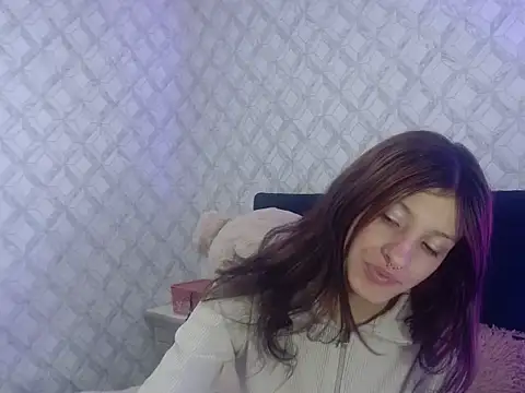 Emma-Wilson online show from October 15, 5:10 am