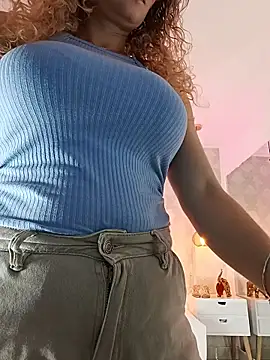 Shantall   online show from April 13, 11:00 am