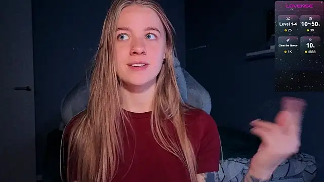 candy maggie online show from October 4, 6:23 pm