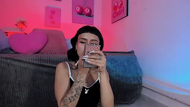 MaveParks  online show from April 15, 12:17 pm