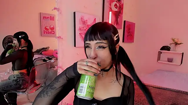 MaveParks  online show from February 23, 12:04 pm