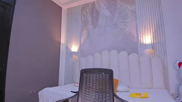 NastassjaCandy online show from March 3, 9:10 pm