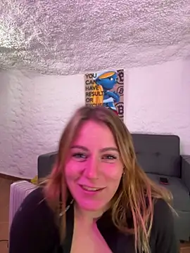 selenaluvv online show from February 2, 4:06 pm