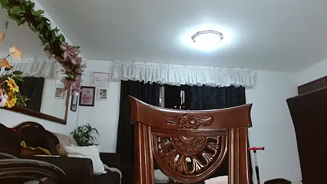  diana cute online show from February 12, 2:35 am