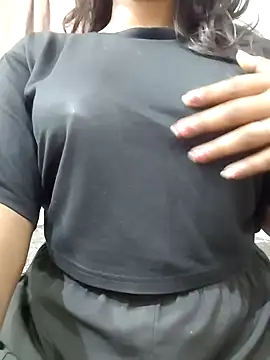 MohiniHott online show from April 4, 6:34 am