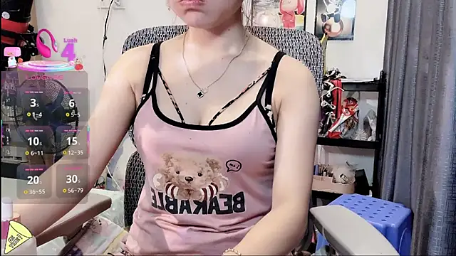 Berrysweet 68 online show from September 22, 5:50 am