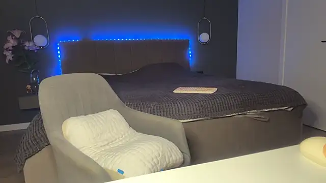 KristalNight online show from October 16, 4:59 am