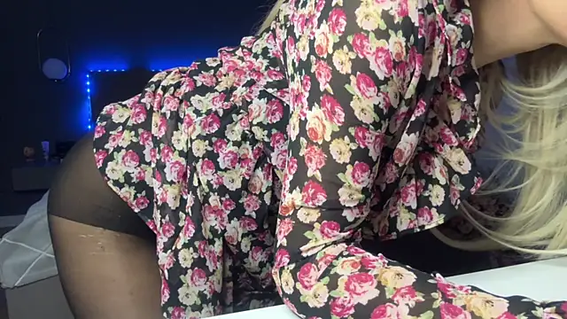 KristalNight online show from January 14, 4:28 am