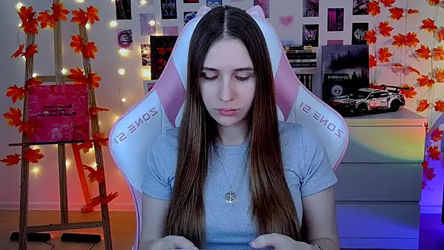 AliceCharmy online show from November 3, 6:17 am