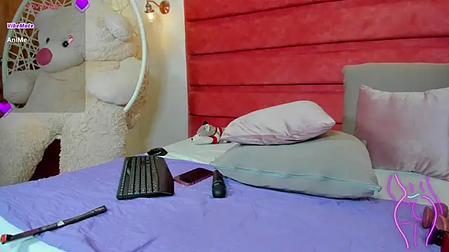 lizzy jooss online show from October 28, 10:25 pm