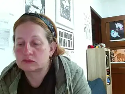 ViioletaMora online show from April 1, 3:40 am