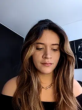 maliciaworld online show from October 16, 6:43 pm