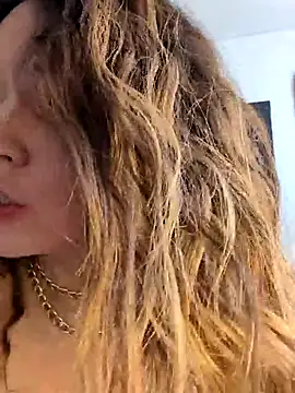 maliciaworld online show from January 17, 9:44 pm