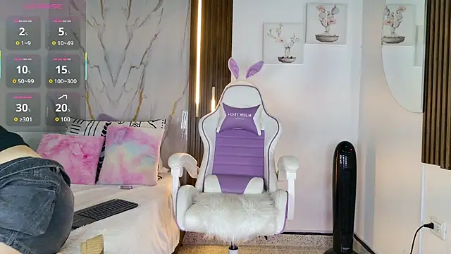 mia 099 online show from December 3, 8:11 pm