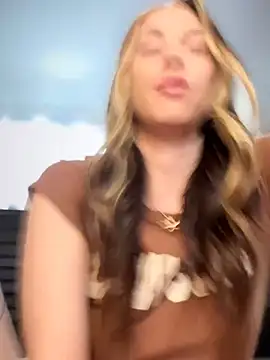 BrattyBae xo online show from June 1, 6:53 pm