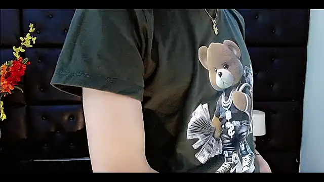 Daniela Pink  online show from March 23, 7:09 pm