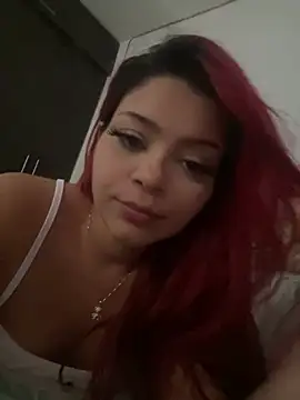 redgirlofficial online show from May 20, 9:34 pm