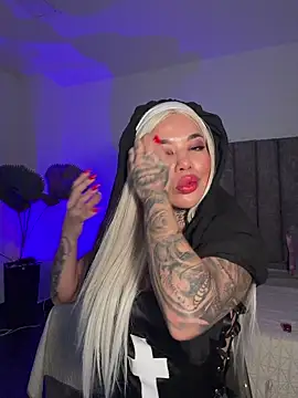 milaivanova online show from March 2, 8:10 am