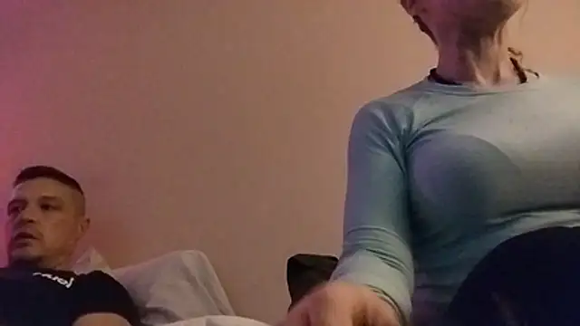 we8camgirl online show from October 25, 1:41 pm