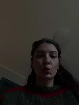 BabeRainbow online show from October 2, 9:47 am