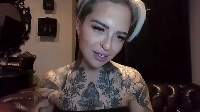 Rubyrichhxo online show from December 21, 7:51 pm