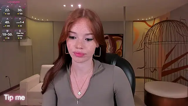 CorinneRusso online show from April 9, 12:43 pm